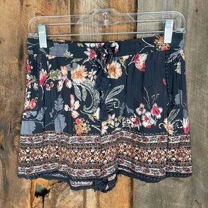 Angie Blue Floral Print Short  - size Medium